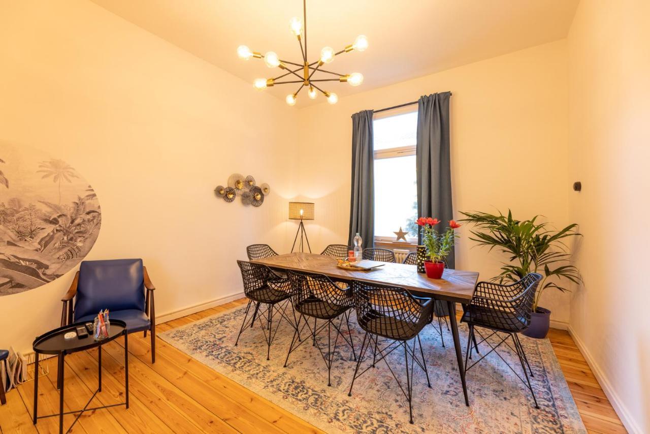 Zentral In Coburg: Exklusive Stadtwohnung - Ideal Fuer Gruppen Esterno foto
